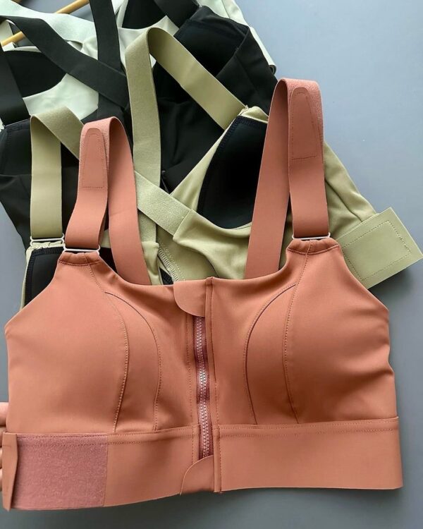 Adjustable Zipper Crossed Straps Sports bra - Image 3