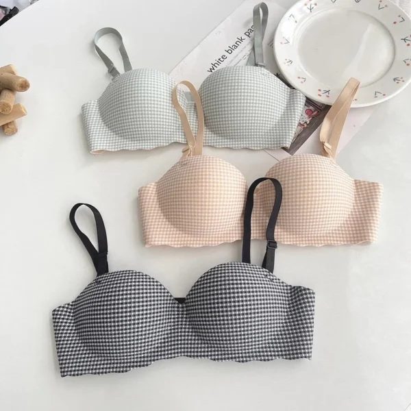 Half cup bra