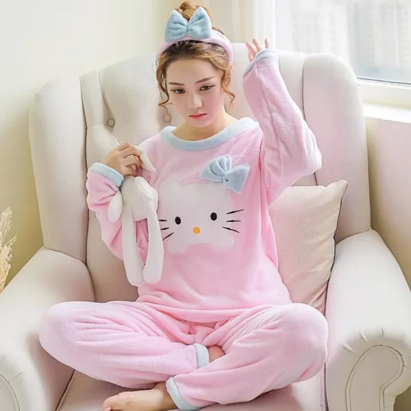 Women Hello Kitty Long Sleeve Pajamas Warm Home Clothes